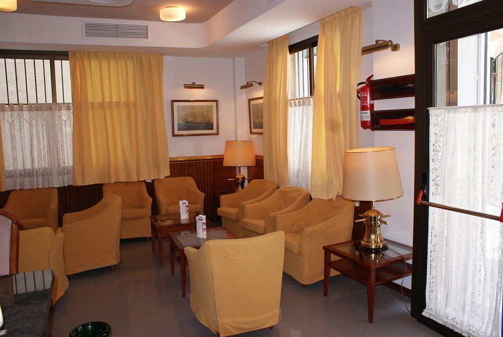Hostal Vila Del Mar Lloret de Mar Zewnętrze zdjęcie